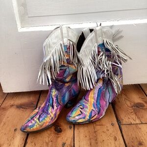 Hand-painted colorful artsy fringe vintage cowboy boots size 7